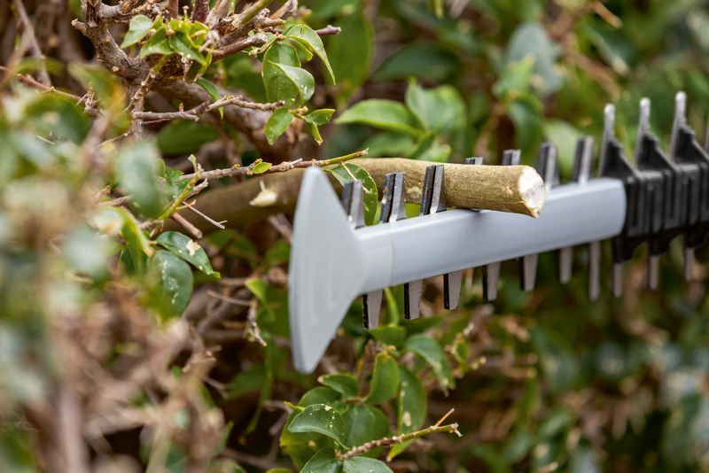 Akku-Heckenschere GHE 18V-60 Produktbild img7 L