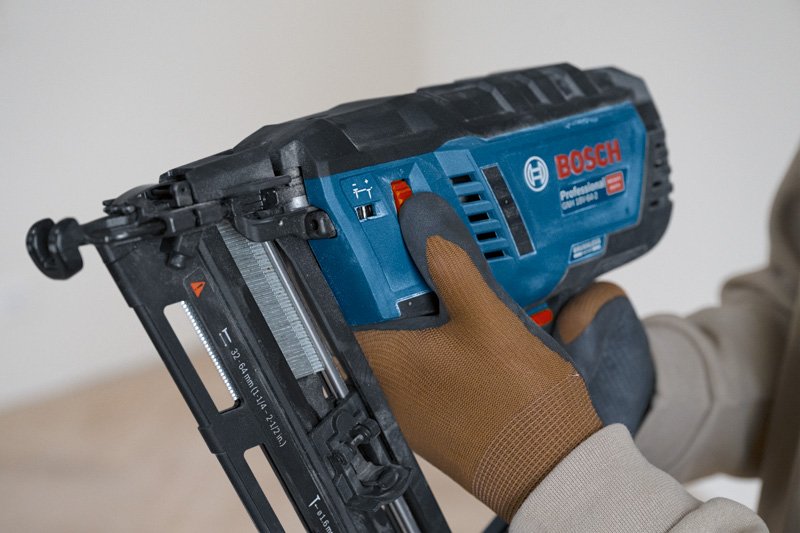 Bosch Akku-Holznagler GNH 18V-64-2 Varianten Produktbild img8 L