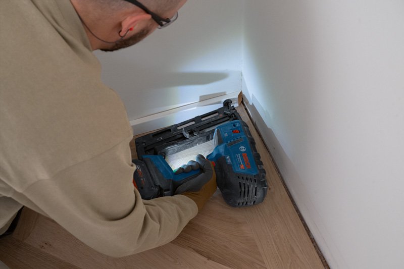 Bosch Akku-Holznagler GNH 18V-64-2 Varianten Produktbild img2 L