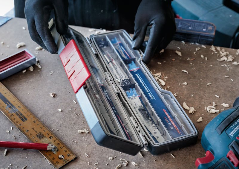 Bosch PRO Tough Box Small für Zubehör, 43&nbsp;x&nbsp;87&nbsp;x&nbsp;210&nbsp;mm Produktbild img9 L
