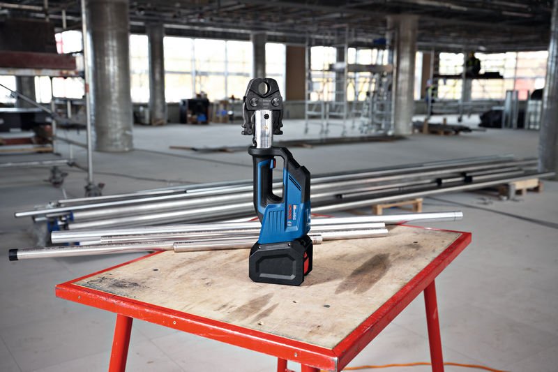 Bosch Akku-Presswerkzeug GPT 18V-19 Varianten Produktbild img4 L