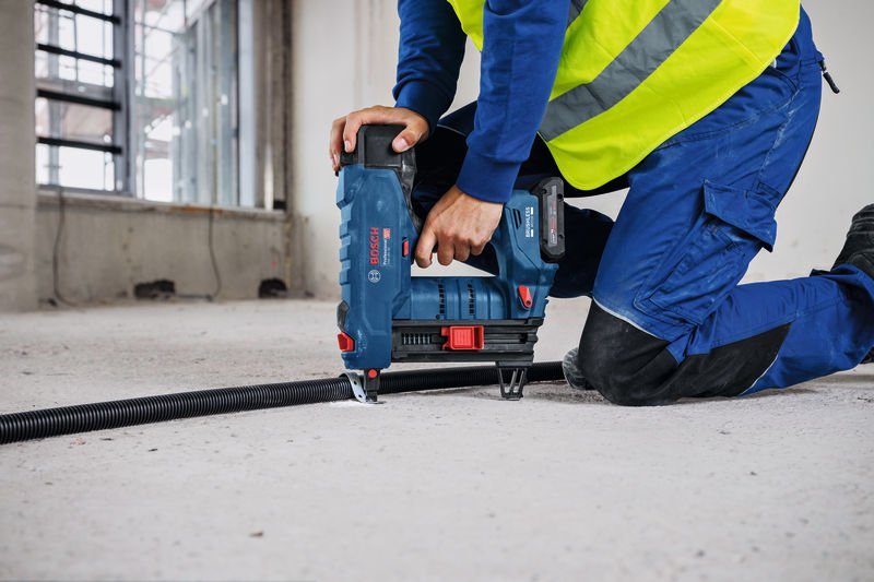 Bosch Akku-Nagler GNB 18V-40 Varianten Produktbild img10 L