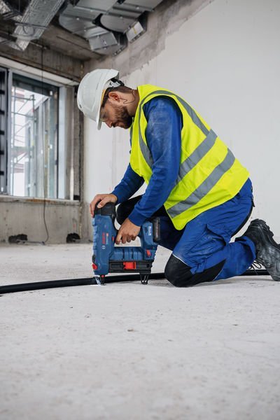 Bosch Akku-Nagler GNB 18V-40 Varianten Produktbild img12 L