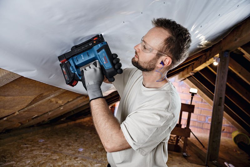 Bosch Akku-Holzklammerer GTH 18V-14 Varianten Produktbild img7 L