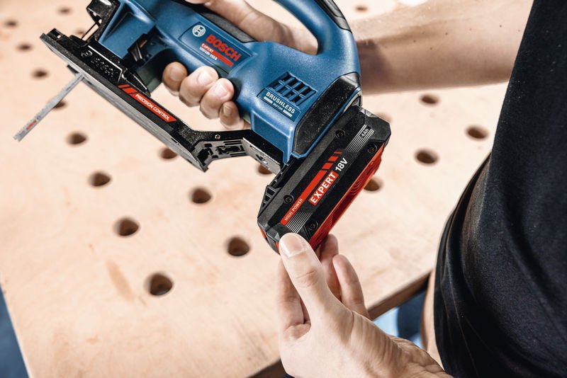 Bosch EXPERT Akku Stichsäge EXST 18V-155B Produktbild img6 L
