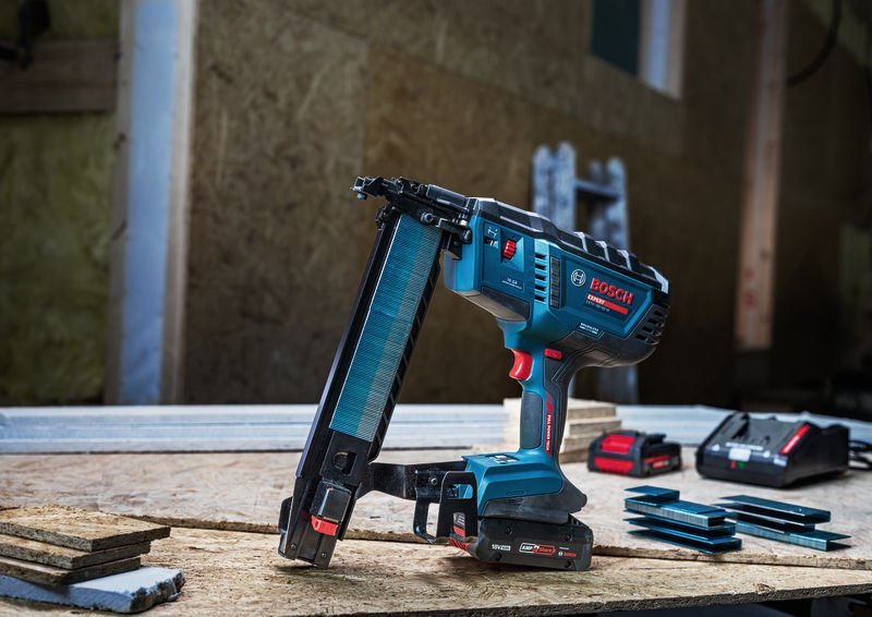 Bosch EXPERT Akku-Holzklammerer EXTH 18V-50M, XL-BOXX Produktbild img6 L