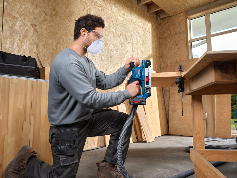 Bosch Bandschleifer GBS18V-75 in L-BOXX Produktbild img6 L