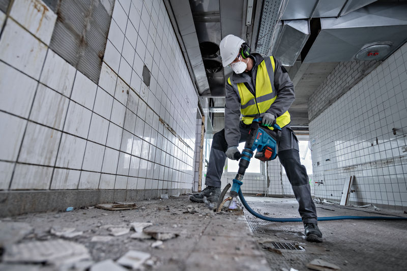 Bosch Bohrhammer mit SDS max GBH18V-40 Produktbild img5 L