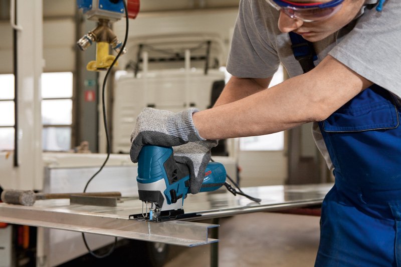 Bosch Stichsäge GST 90 E mit 1 x Stichsägeblatt T 144 D, in Handwerkerkoffer Produktbild img4 L