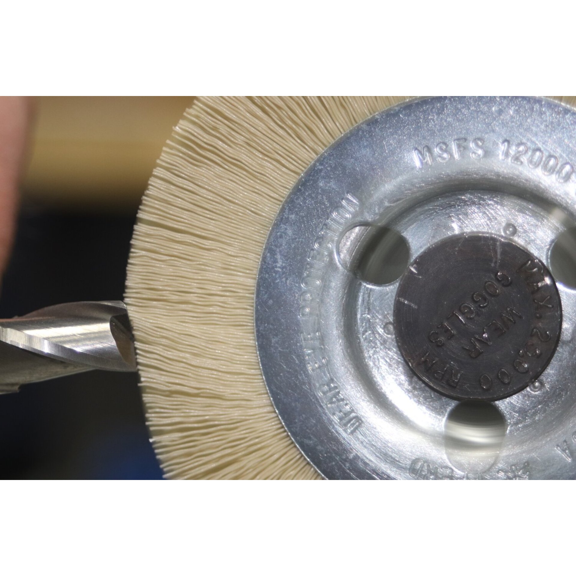 PFERD TOOLS Rundbürsten ungezopft schmal, mit Bohrung Produktbild img2 L