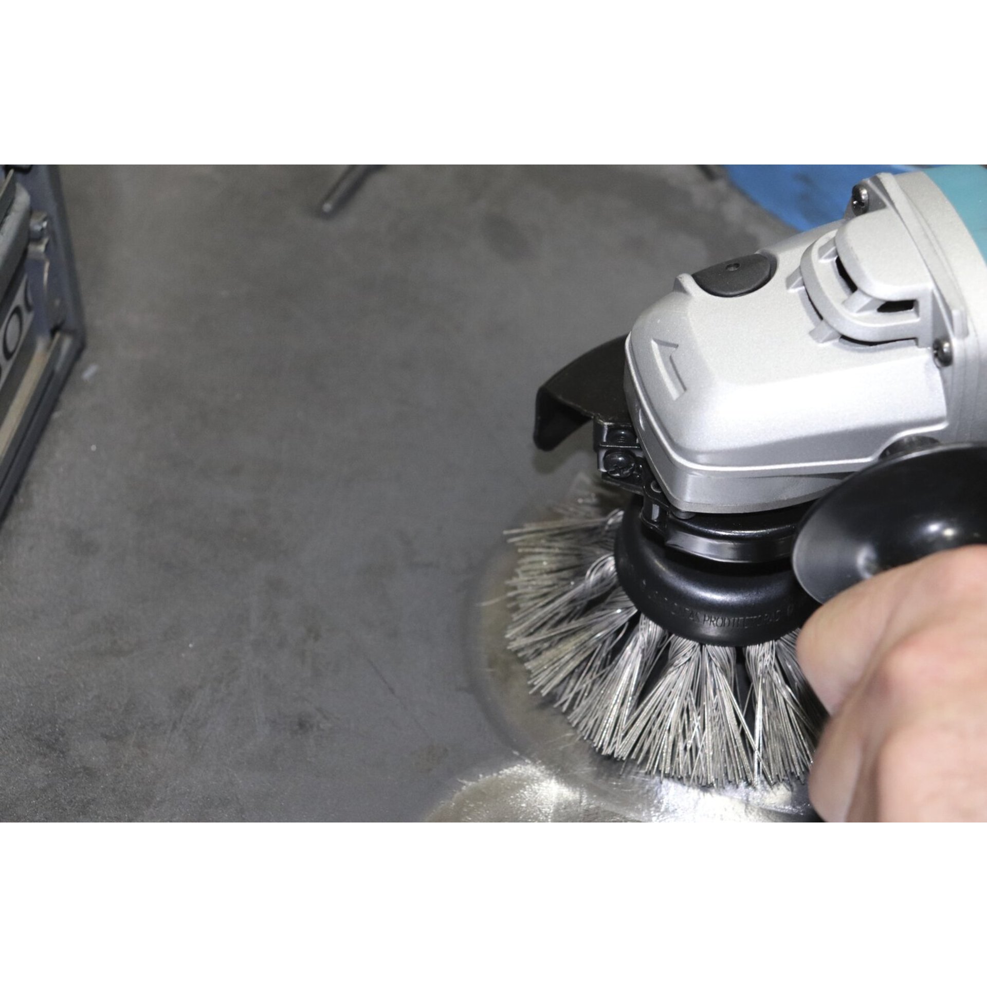 PFERD TOOLS Topfbürsten gezopft, mit Gewinde DIA Produktbild img2 L