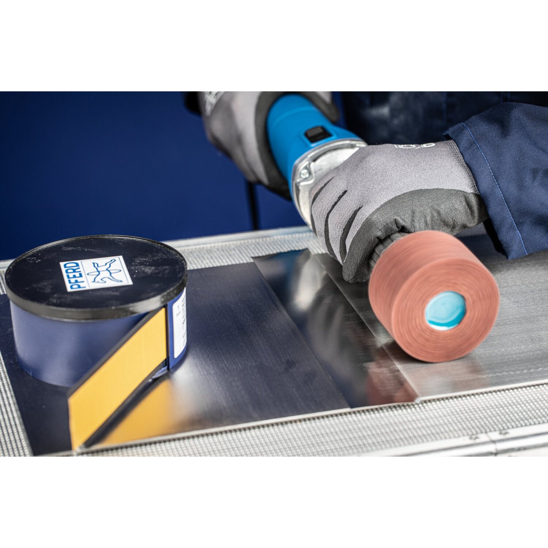 PFERD TOOLS Abdeckband ADB Edelstahl Breite 50mm Länge 3m selbstklebend zum Schutz von Oberflächen Produktbild img3 L