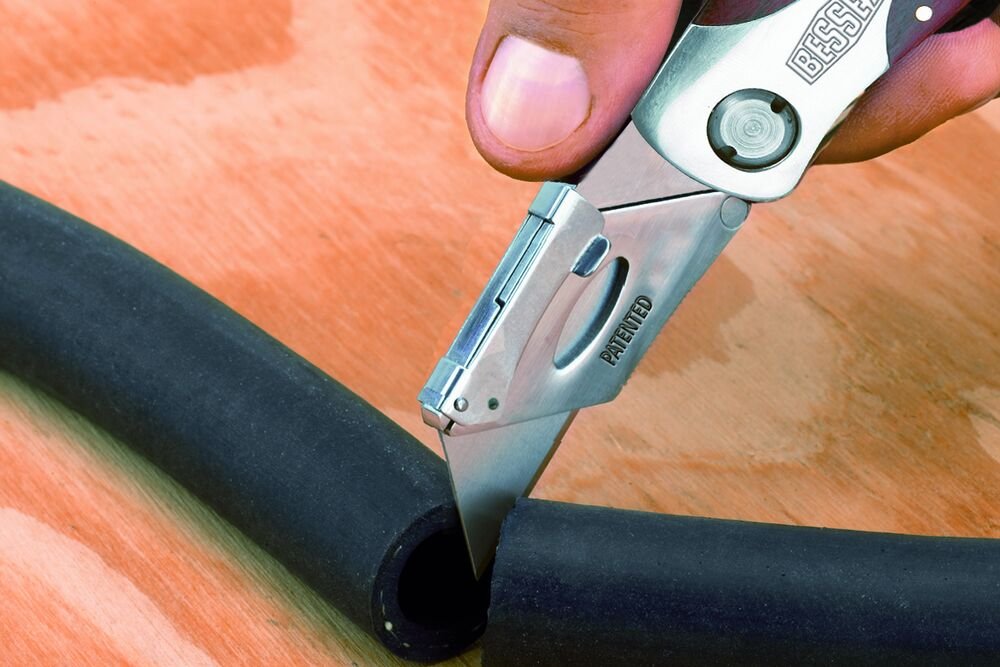 Erdi Cuttermesser mit Holzgriff Produktbild img4 L