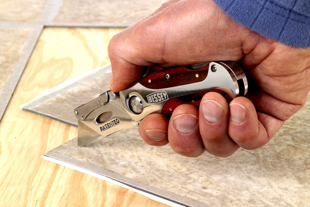 Erdi Cuttermesser mit Holzgriff Produktbild img5 L