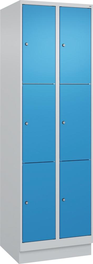 Fächerschrank CLASSIC B600xT500xH1950 mm RAL 7035/5012, 2x3 Fächermit 100 mm hohem Sockel Produktbild img2 L