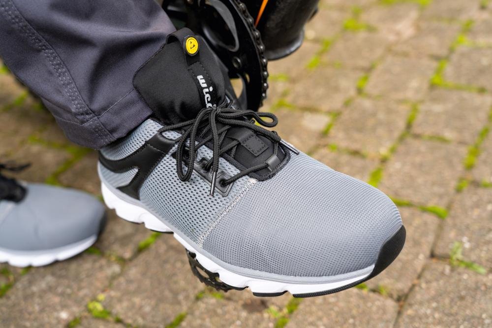 Berufsschuh Finero, O1 SRA ESD Produktbild img3 L