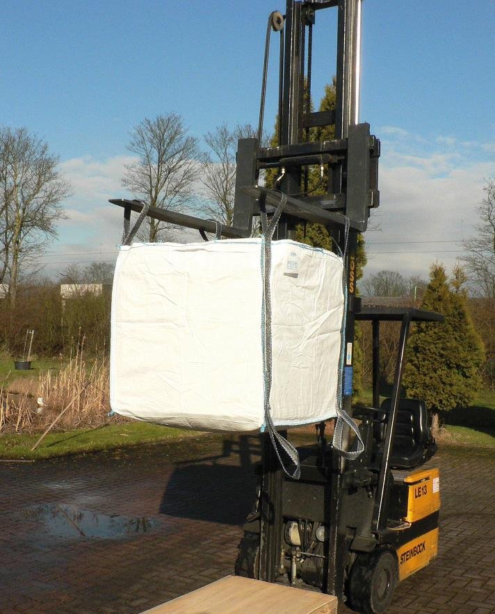 BigBag Tragkraft 1350 kg 4 Hebe-/2 Bodenschl. Produktbild img3 L