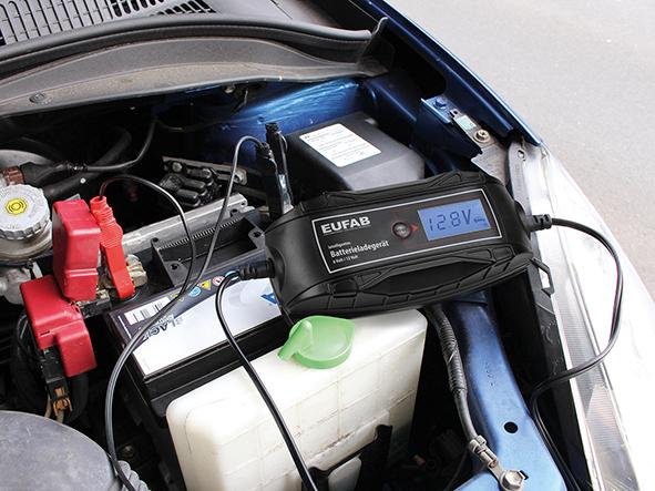 Intell. Batterieladegerät6/12V 4A Produktbild img2 L