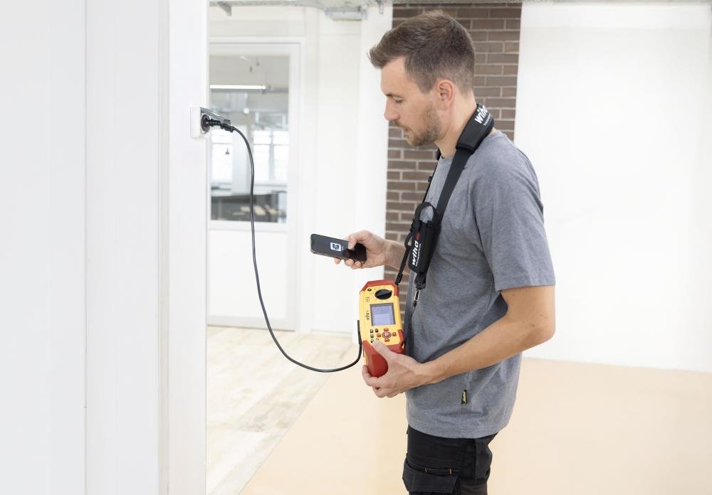WIHA Installationstester Set MFT one mit Werkzeug und Zubehör im Koffer Produktbild img11 L