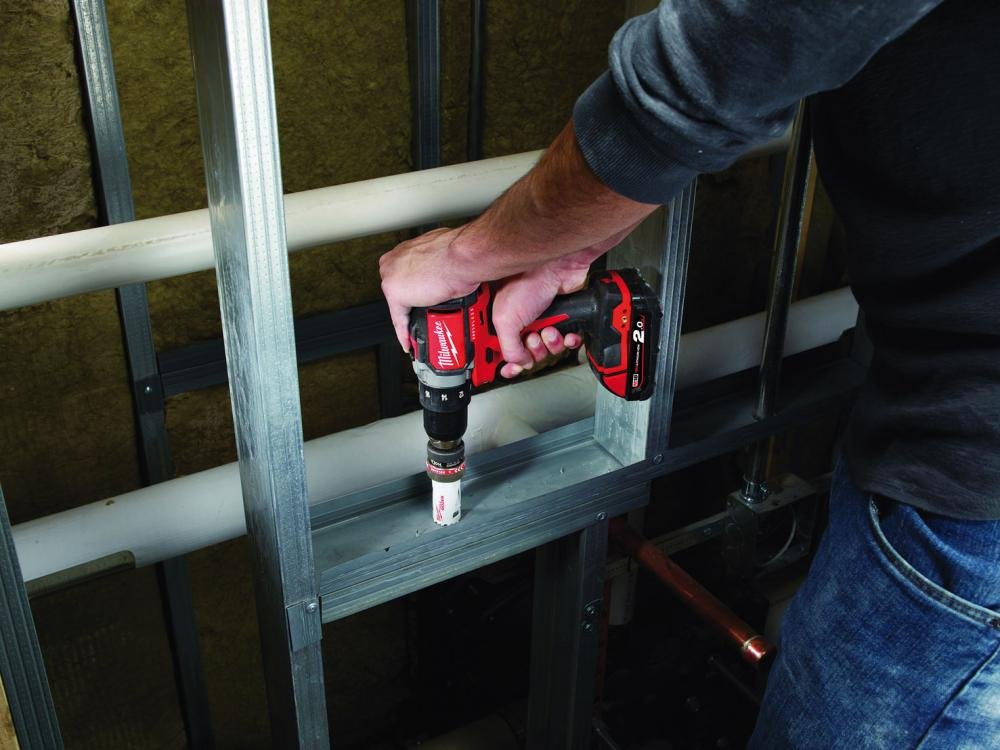 Milwaukee Akku-Starter Set M18 NRG-502 2x18,0 V 5,0 Ah Ladegerät M12-18FC Karton Produktbild img2 L