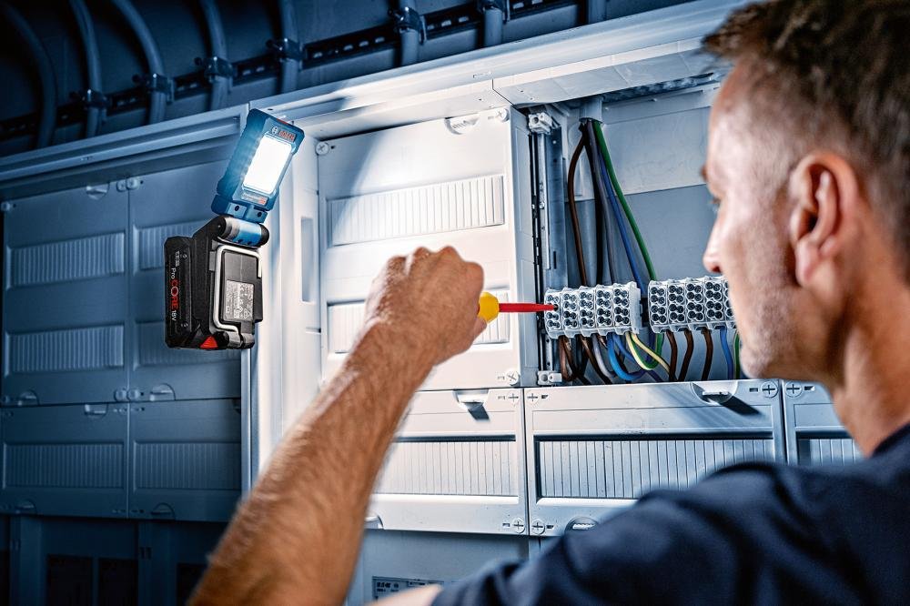 Bosch Akku-Lampe solo GLI 18V-800 Produktbild img3 L