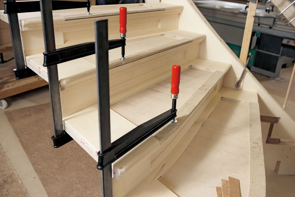 Bessey Tiefspann-Schraubzwinge mit Holzgriff TGNT Produktbild img3 L