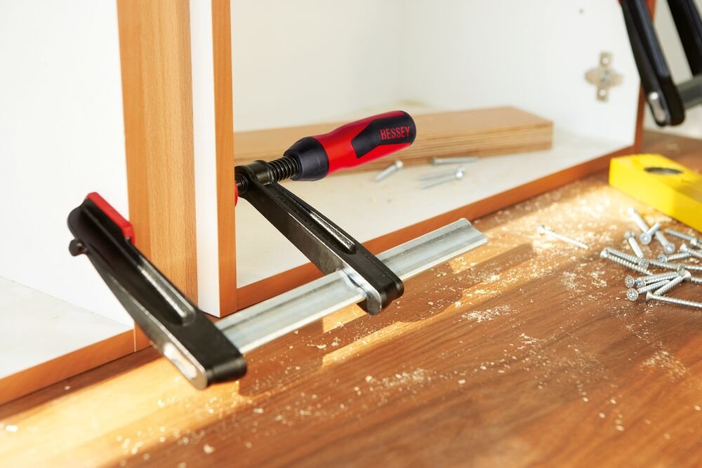 Bessey Temperguss-Schraubzwinge mit 2K-Griff TPN-BE-2K Produktbild img3 L
