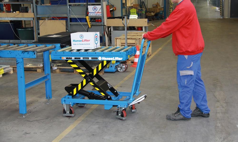 Hubtischwagen mit  Rollenb.Tischmaß: 1025x535 500 kg Tragfähigkeit Produktbild img7 L