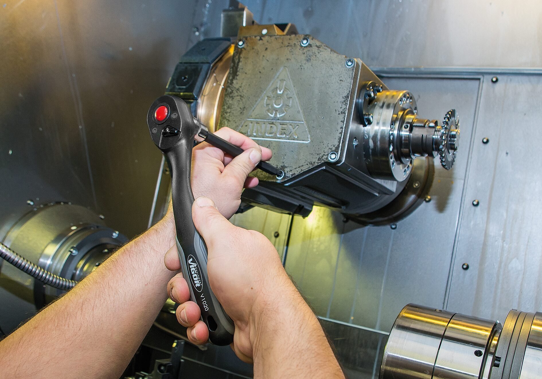 VIGOR Schraubendrehereinsatz Satz ∙ V1917 ∙ 1/2 Zoll (12,5 mm) Vierkant hohl ∙ Innen TORX® Profil ∙ 32-teilig ∙ T20&nbsp;–&nbsp;T70 ∙ Anzahl Werkzeuge: 32 Produktbild img4 L