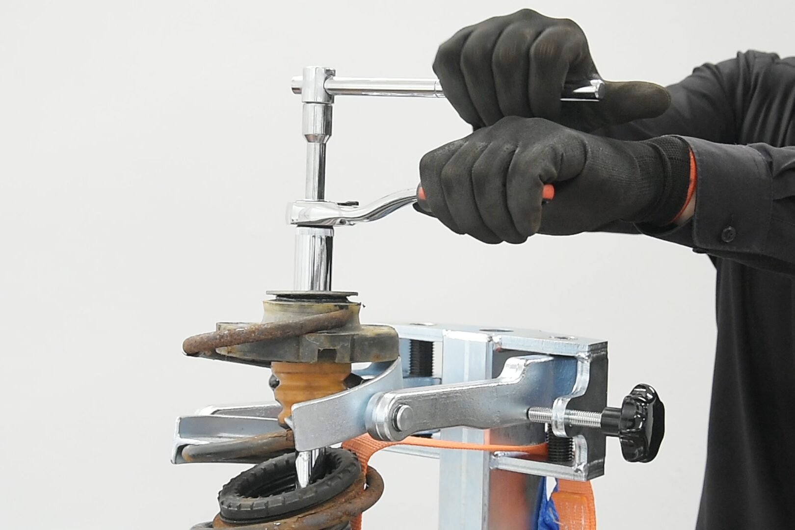 VIGOR Hydraulischer Federspanner ∙ mit 10 Federteller ∙ V4476N ∙ 16-teilig ∙ Anzahl Werkzeuge: 16 Produktbild img3 L