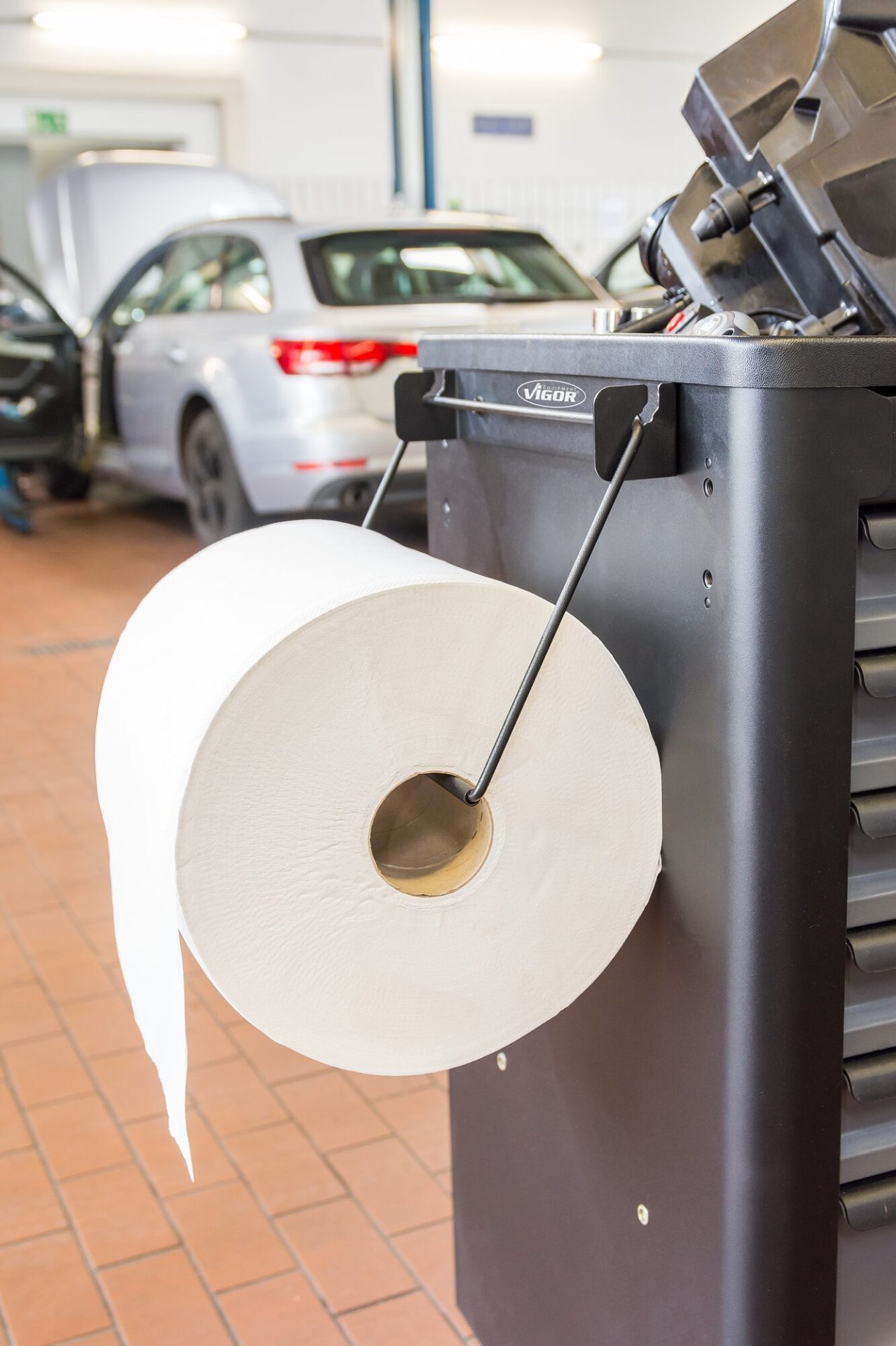 VIGOR Papierrollen-Halter ∙ schwenkbar ∙ V6397 Produktbild img5 L