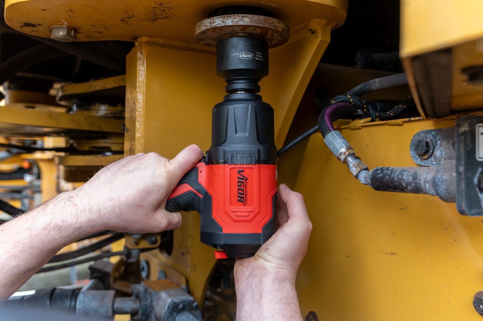 VIGOR Schlagschrauber ∙ V6900 ∙ Lösemoment maximal [Nm]: 2300 Nm ∙ 3/4 Zoll (20 mm) Vierkant massiv ∙ Hochleistungs-Doppelhammer-Schlagwerk Produktbild img4 L