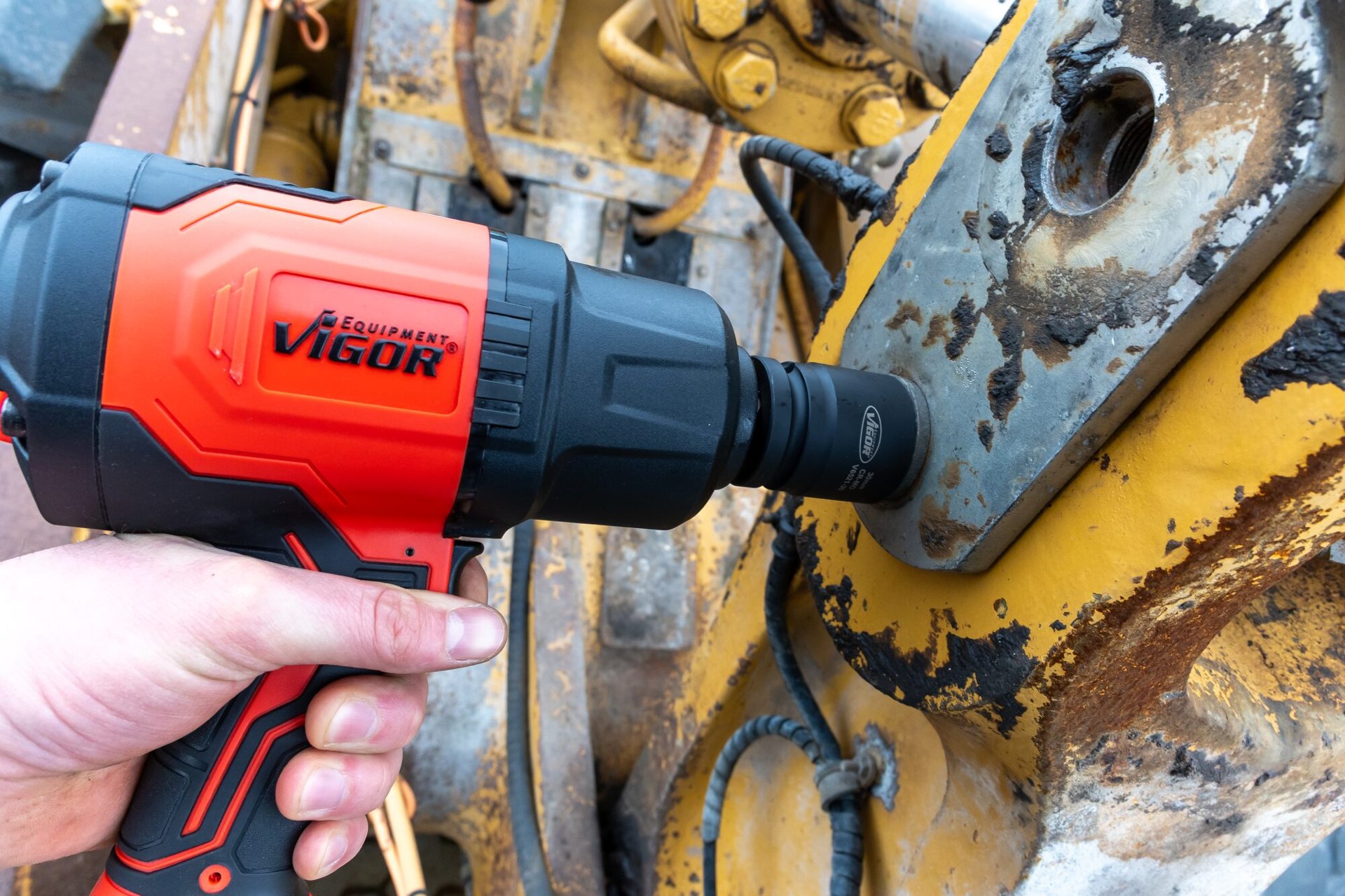 VIGOR Schlagschrauber ∙ V6900 ∙ Lösemoment maximal [Nm]: 2300 Nm ∙ 3/4 Zoll (20 mm) Vierkant massiv ∙ Hochleistungs-Doppelhammer-Schlagwerk Produktbild img3 L