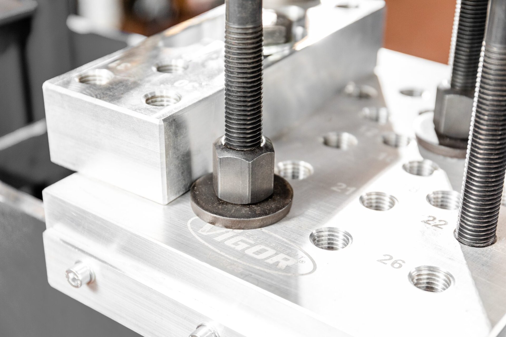 VIGOR Universal Pressunterlage ∙ V7525 ∙ 17-teilig ∙ Anzahl Werkzeuge: 17 Produktbild img2 L
