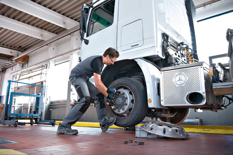 Akku-Drehschlagschrauber GDS 18V-1050 HC mit 2x Akku ProCORE18V 8.0Ah in L-BOXX Produktbild img9 L