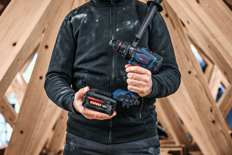 Akku-Schlagbohrschrauber EXSB 18V-150 Bosch Expert 2x18V 8,0 Ah Ladegerät GAL 12V/18V-30 L-Boxx Produktbild img3 L