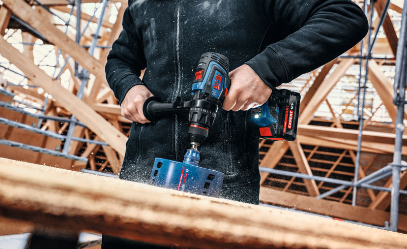 Akku-Schlagbohrschrauber EXSB 18V-150 Bosch Expert 2x18V 8,0 Ah Ladegerät GAL 12V/18V-30 L-Boxx Produktbild img2 L