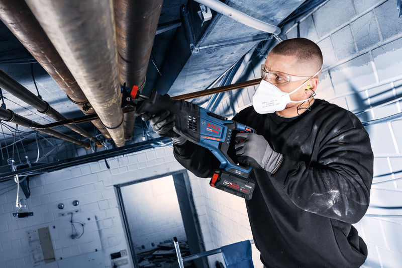 Akku-Säbelsäge EXSA 18V-32 solo Bosch Expert ohne Akku ohne Ladegerät L-Boxx Produktbild img4 L