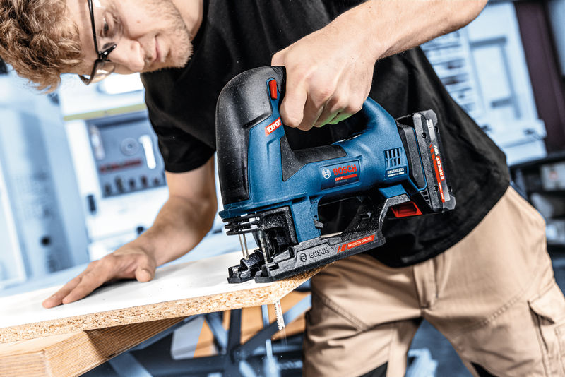 Stichsäge EXST 18V-155B solo Bosch Expert ohne Akku ohne Ladegerät L-Boxx Produktbild img2 L