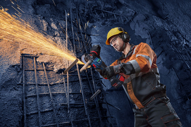 Winkelschleifer EXWS 18V-15S solo Bosch Expert ohne Akku ohne Ladegerät L-Boxx Produktbild img2 L