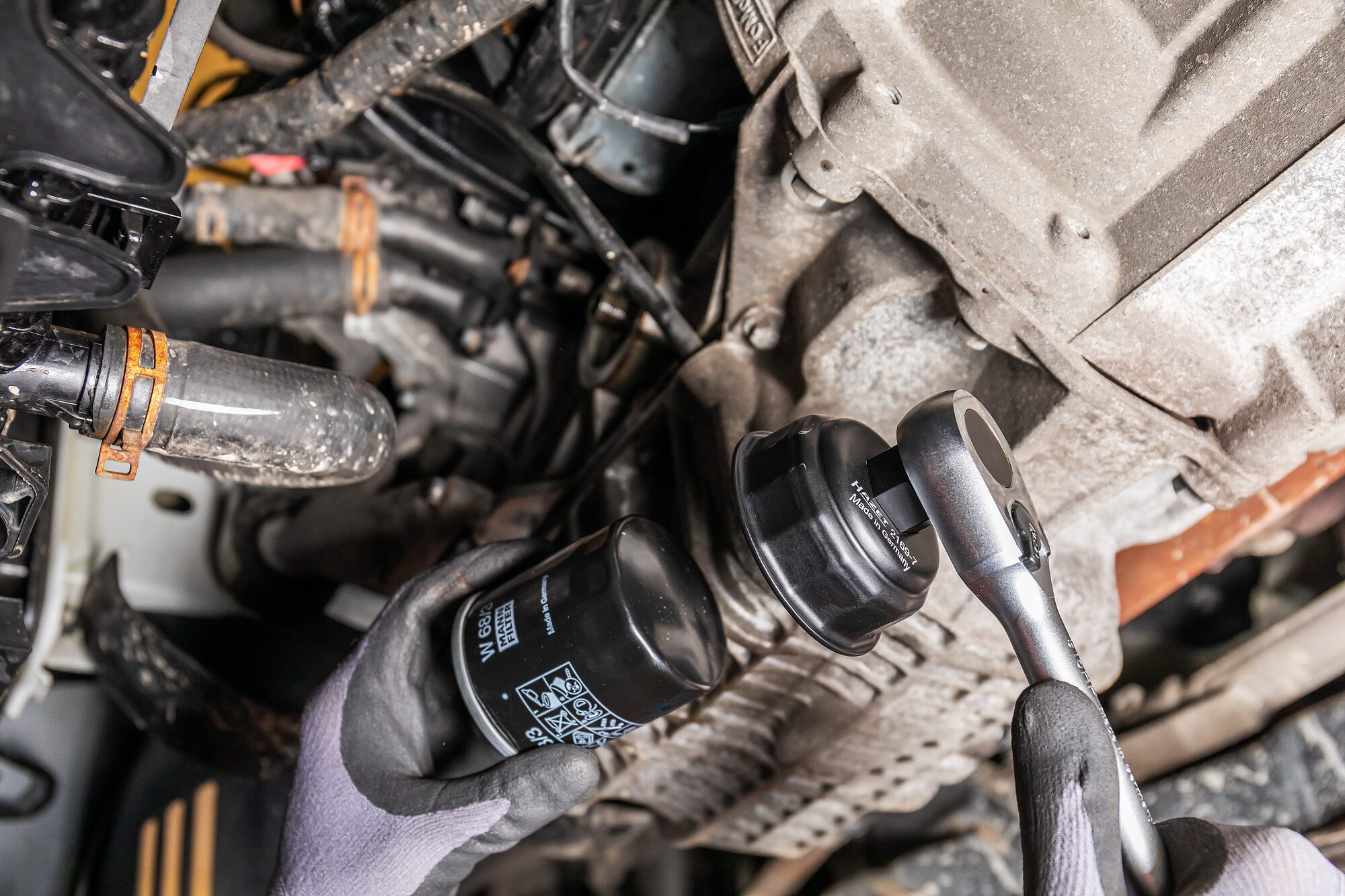 HAZET Ölfilterschlüssel 2169-7 ∙ 1/2 Zoll (12,5 mm) Vierkant hohl ∙ Außen 14-kant Profil ∙ SW 64 mm Produktbild img5 L