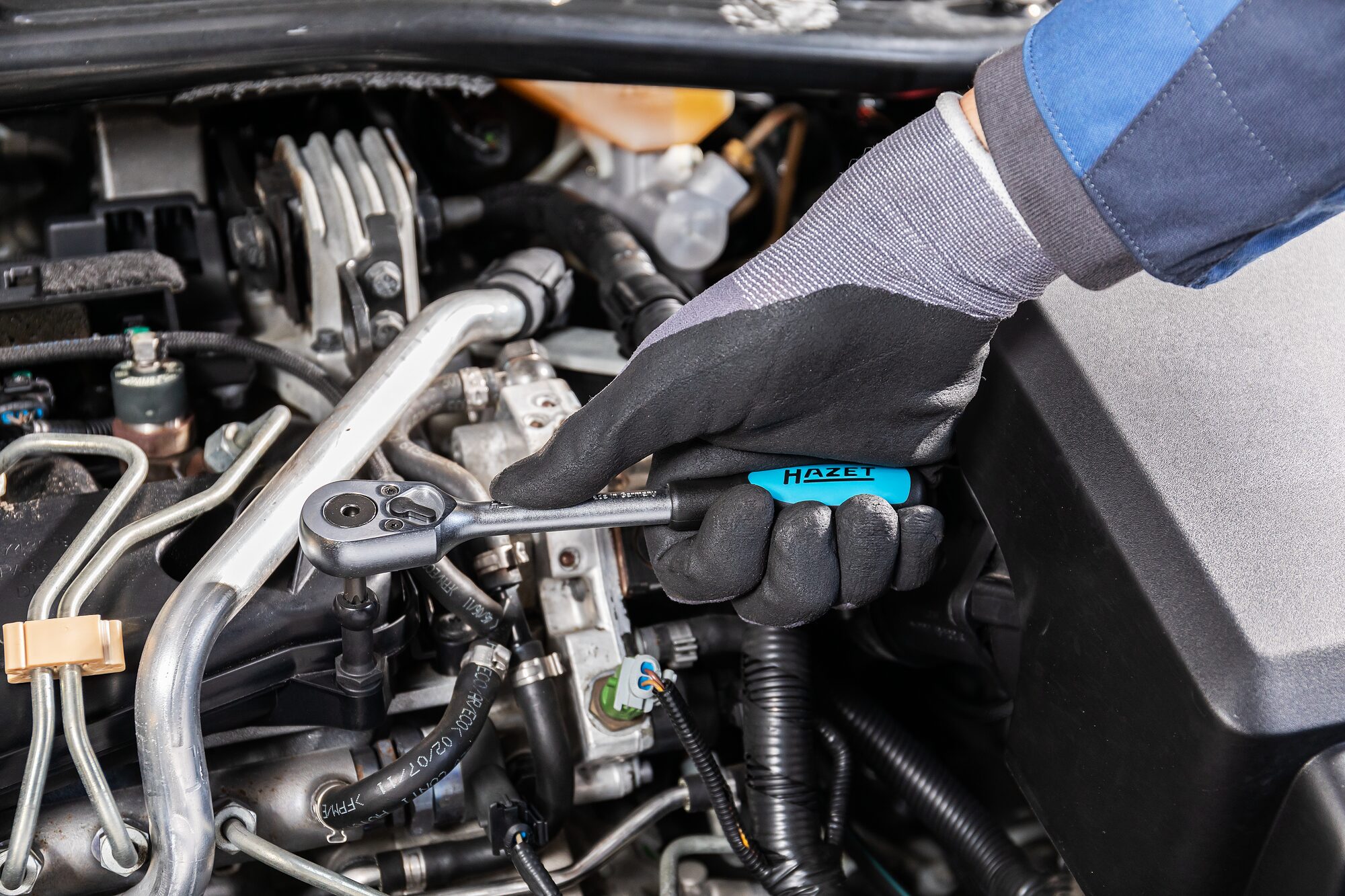 HAZET Umschaltknarre für Bits 2264-1 ∙ 5/16 Zoll (8 mm) Sechskant hohl ∙ Länge: 200 mm Produktbild img2 L