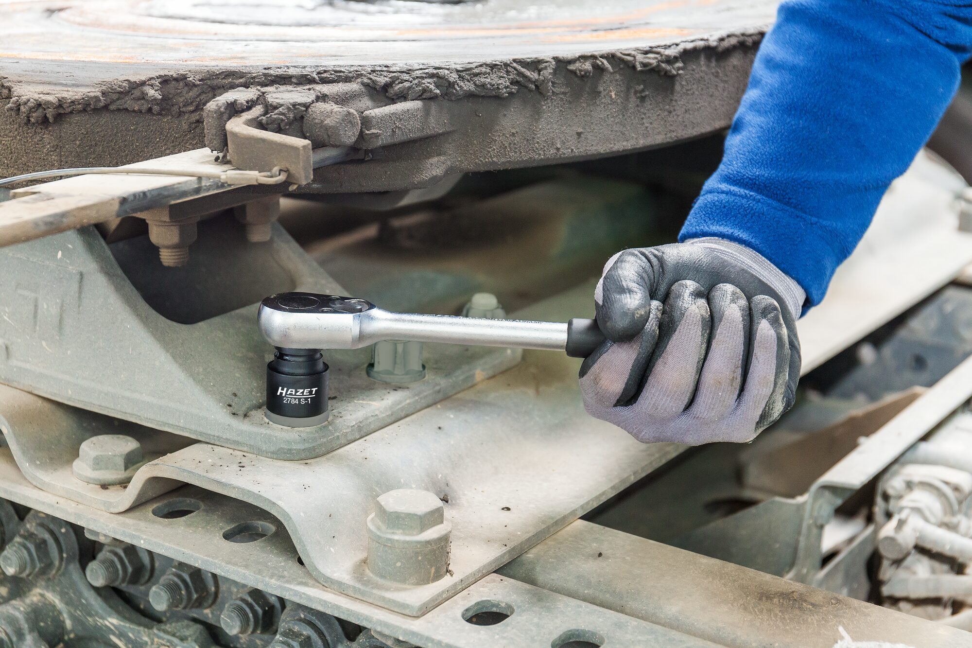 HAZET Schlag-, Maschinenschrauber Steckschlüsseleinsatz ∙ mit Sonderprofil 2784S-1 ∙ 1/2 Zoll (12,5 mm) Vierkant hohl ∙ Rillenprofil ∙ 39 mm Produktbild img2 L