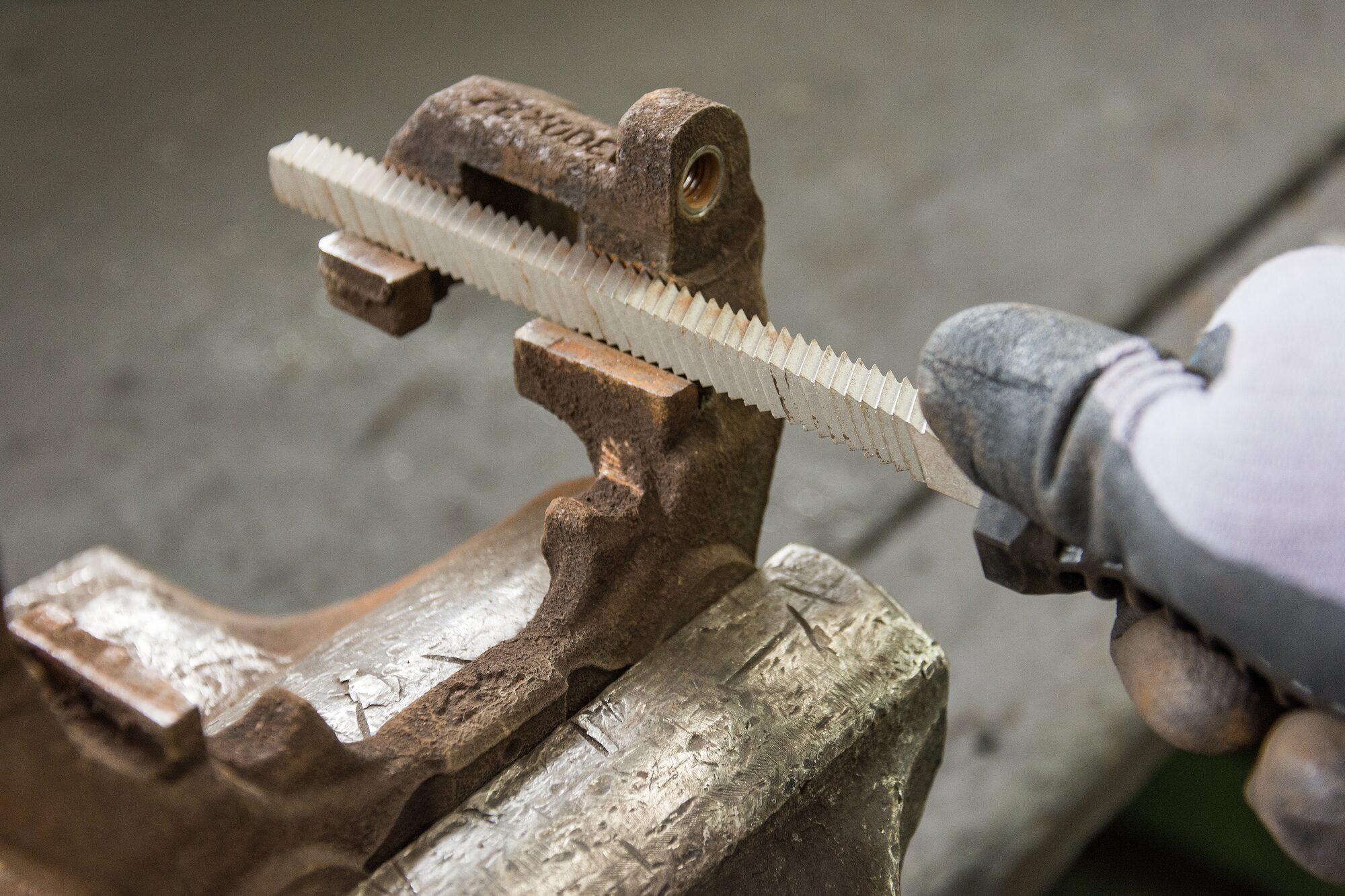 HAZET Vierkant Bremssattel-Feile 4968-6 ∙ 265 mm Produktbild img2 L