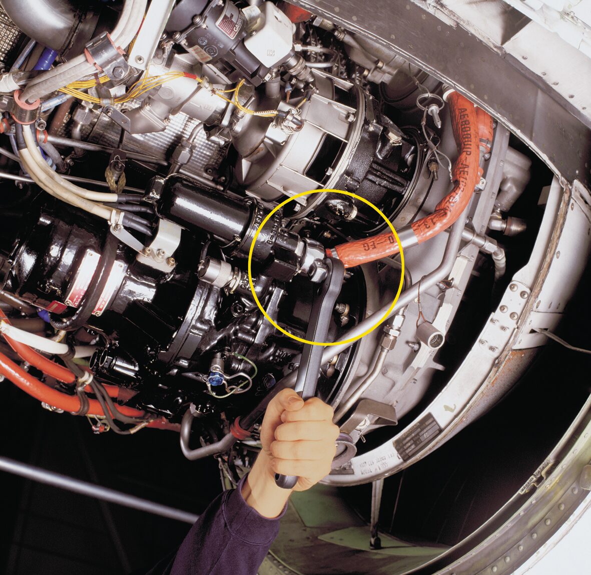 HAZET Ringschlüssel ∙ offen 848Z-24 ∙ 3/8 Zoll (10 mm) Vierkant hohl ∙ Außen Doppelsechskant Profil ∙ SW 24 mm ∙ Innenvierkant 10 = 3⁄8″ Produktbild img2 L