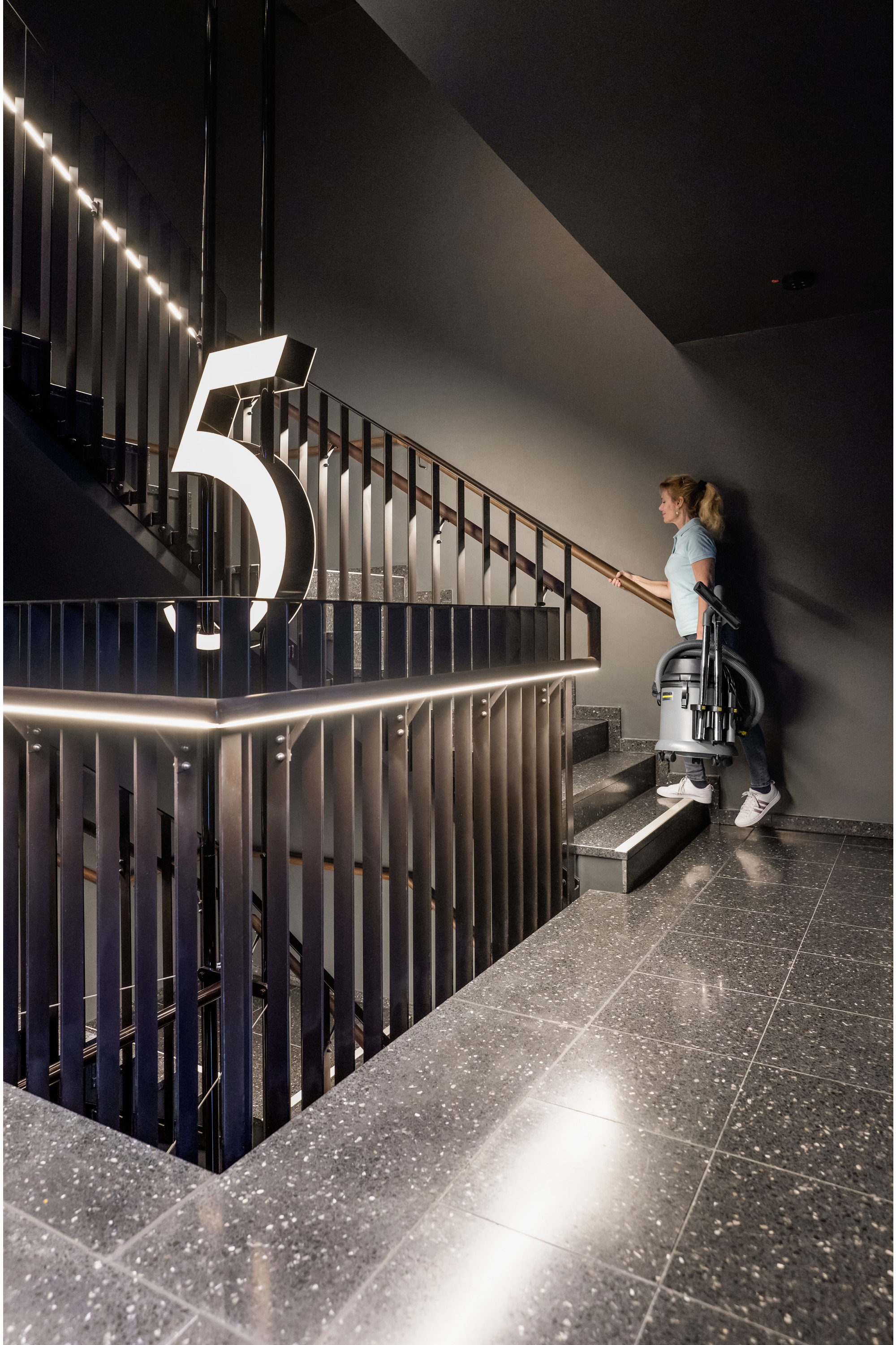 Kärcher Nass-/Trockensauger NT 27/1 Advanced Produktbild img4 L