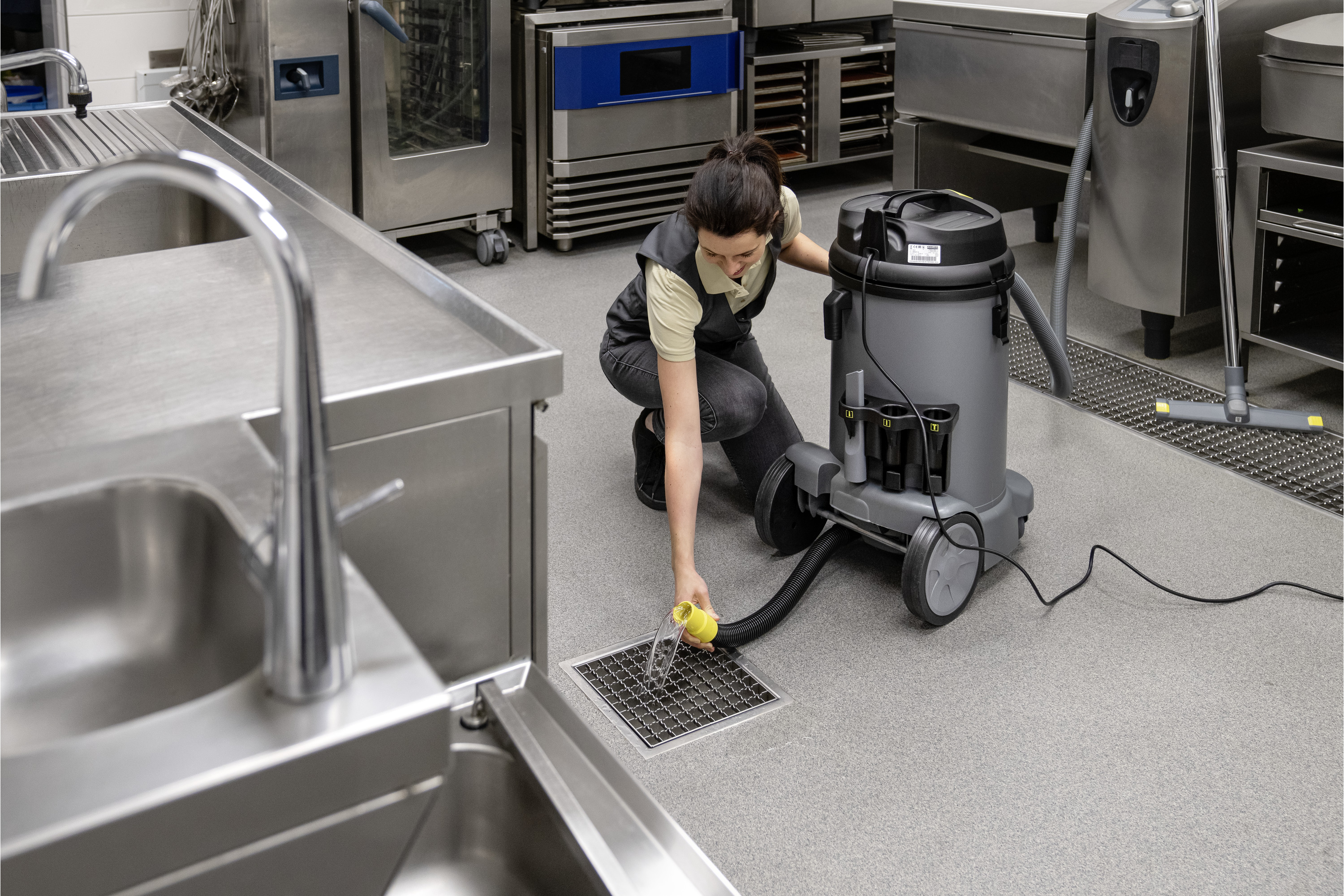 Kärcher Nass-/Trockensauger NT 48/1 Produktbild img2 L