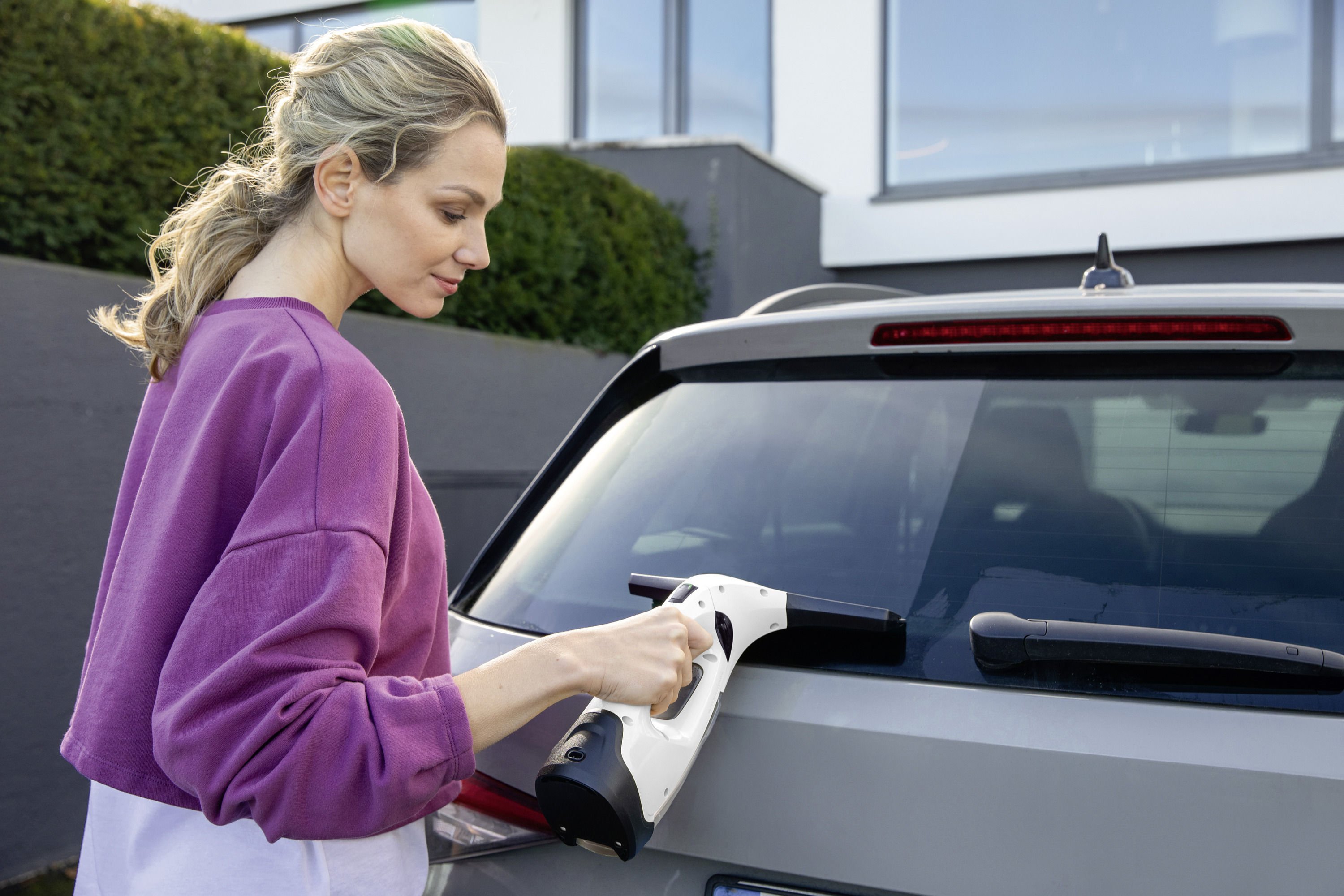 Kärcher Akku-Fensterreiniger WV 2 Plus N Produktbild img3 L