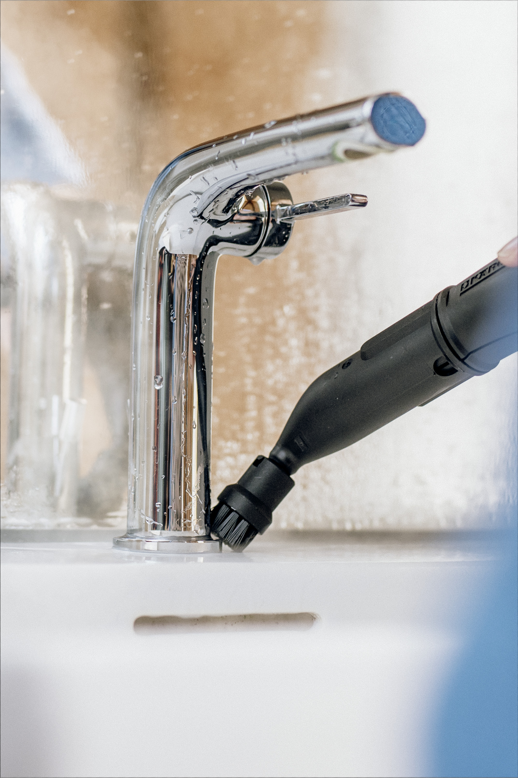 Kärcher Dampfreiniger SC 5 EasyFix Iron Plug Produktbild img2 L