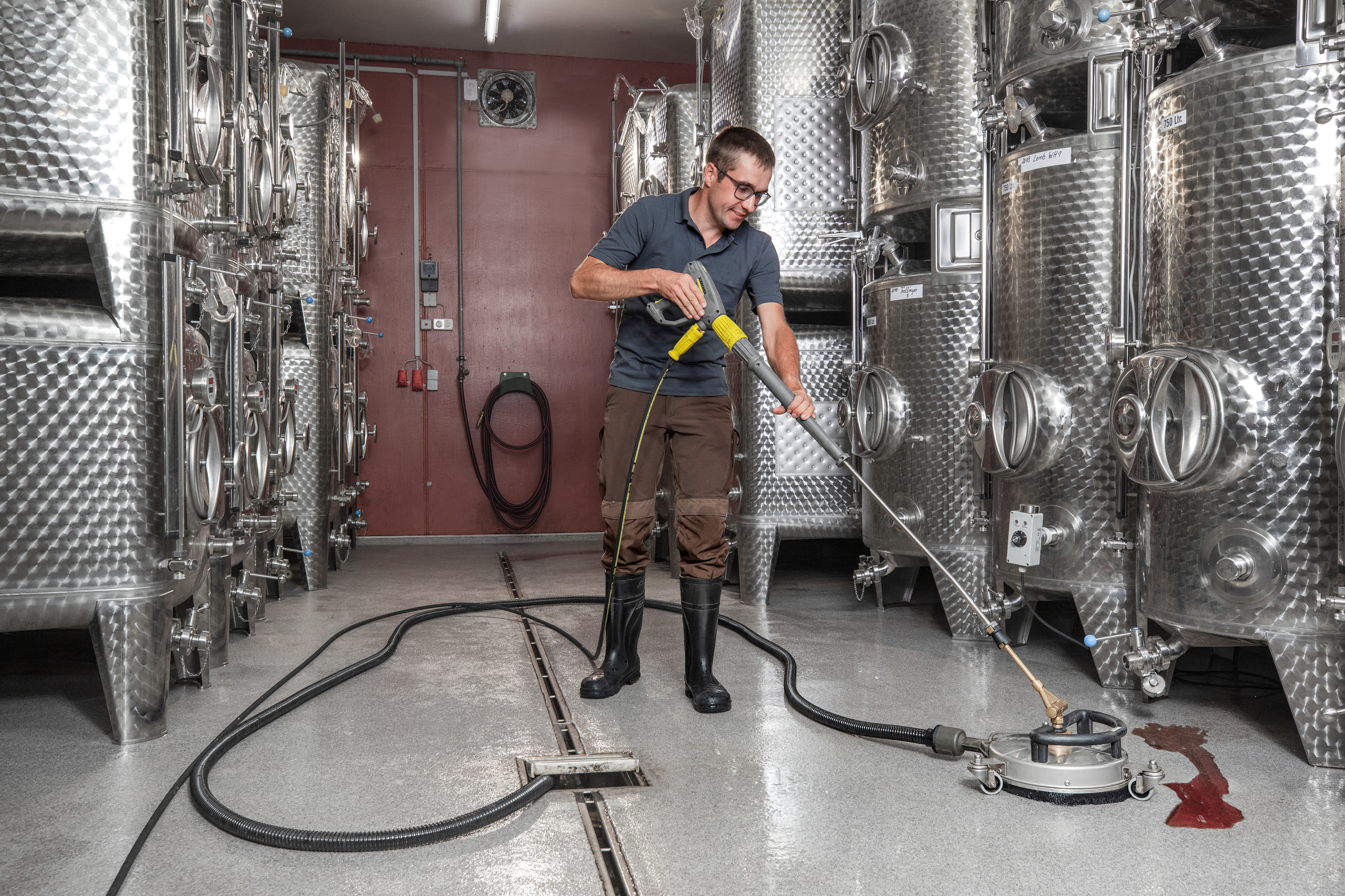 Kärcher Flächenreiniger FRV 30 Me Produktbild img3 L